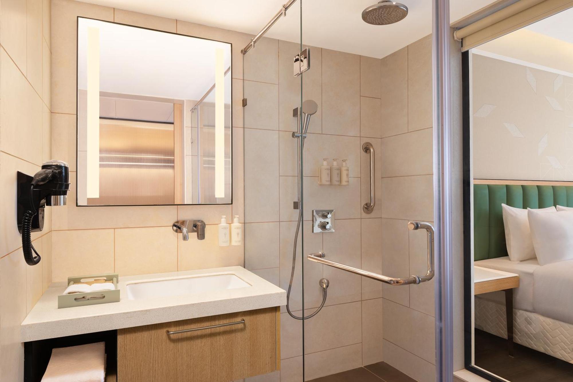 Hilton Garden Inn Surat City Centre Zewnętrze zdjęcie