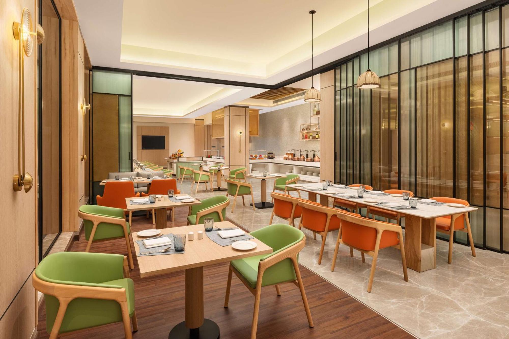 Hilton Garden Inn Surat City Centre Zewnętrze zdjęcie
